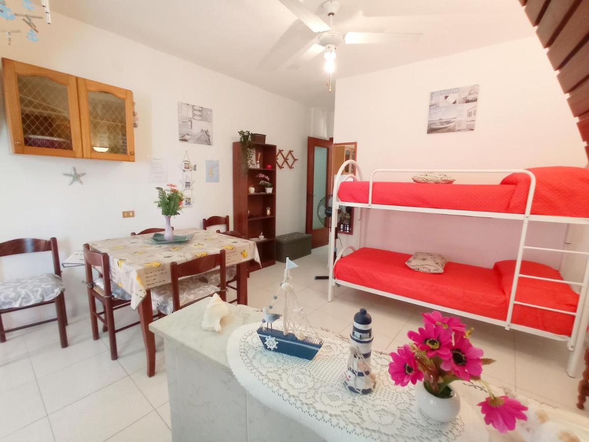 Sweet Dreams Vila Ponza Exterior foto
