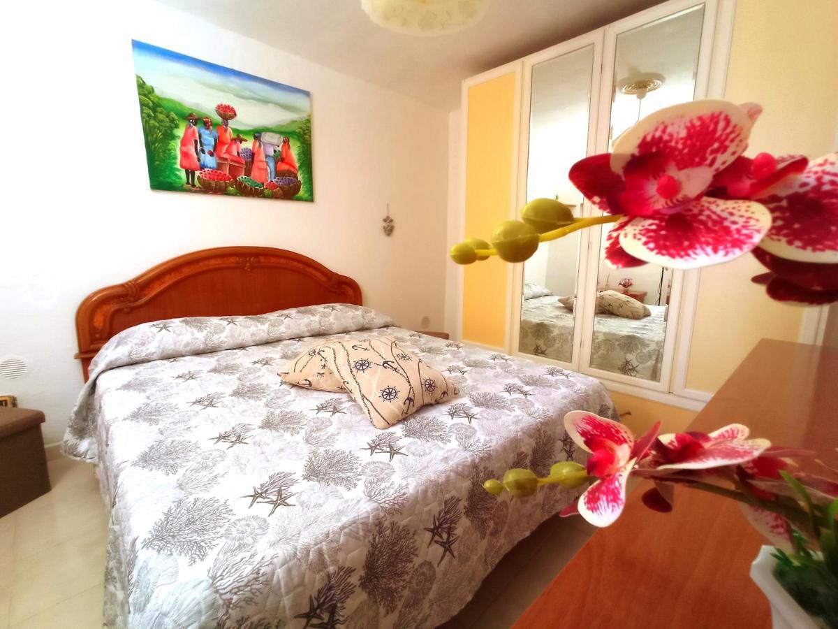 Sweet Dreams Vila Ponza Exterior foto